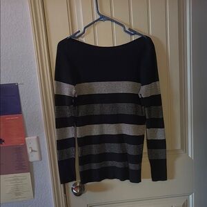 Market & Spruce Off-the-Shoulder Black and Gray Sweater